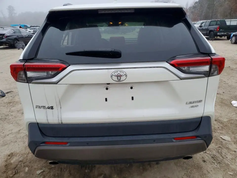 2020 TOYOTA RAV4 LIMITED  