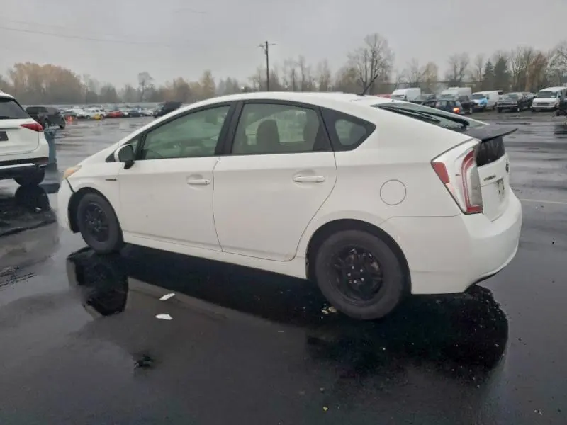 2012 TOYOTA PRIUS   