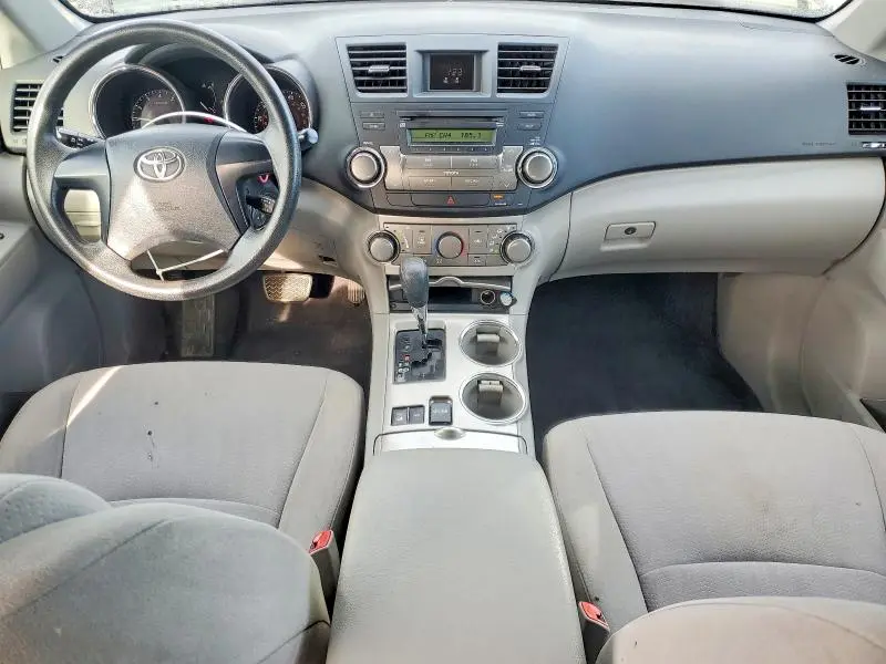 2012 TOYOTA HIGHLANDER BASE  