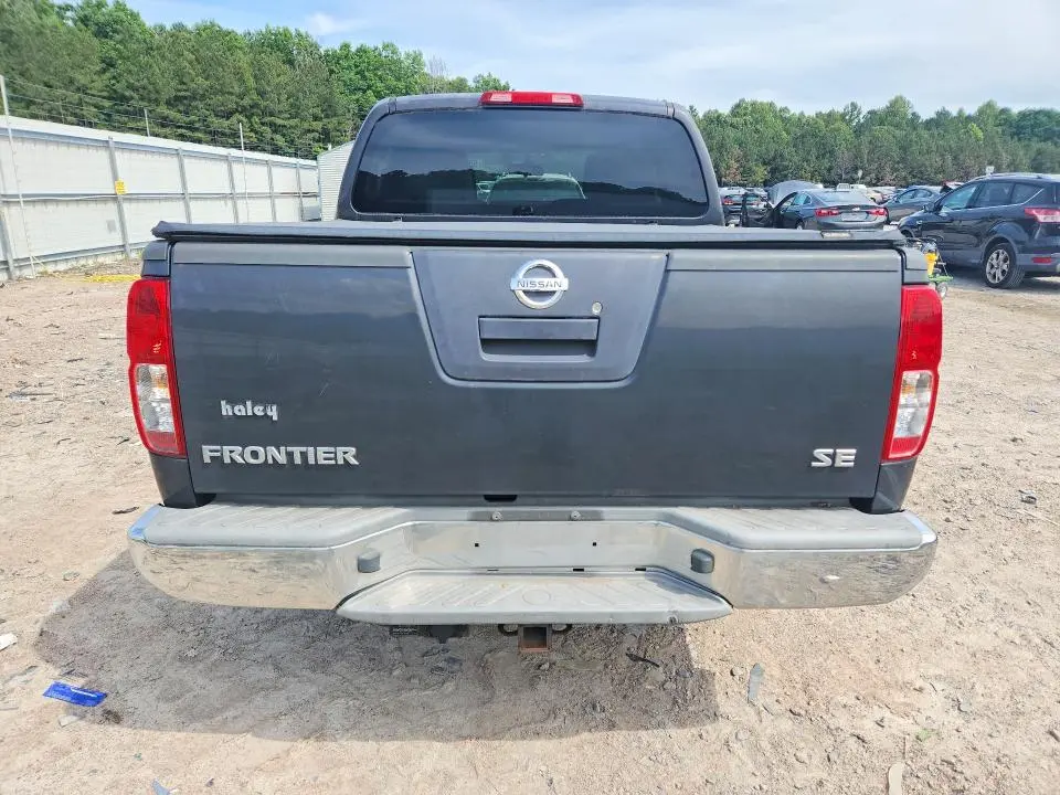 2010 NISSAN FRONTIER SE V6  