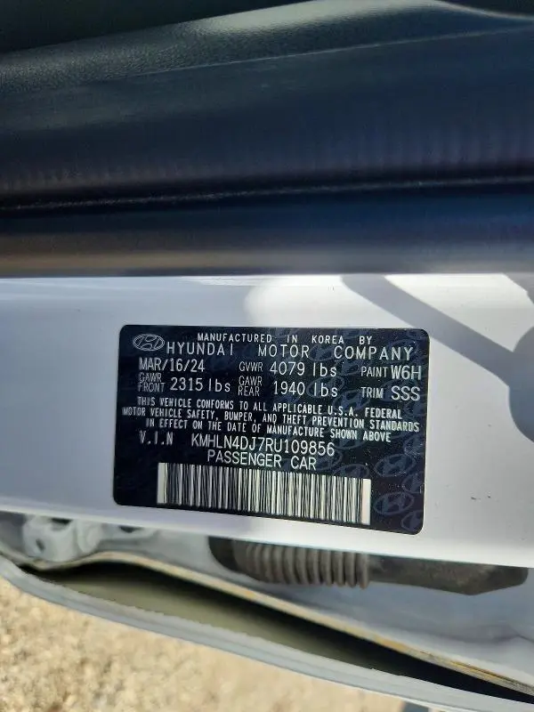 2024 HYUNDAI ELANTRA HYBRID WHITE