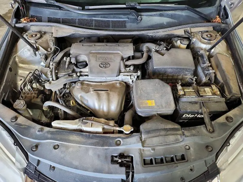 2015 TOYOTA CAMRY LE  
