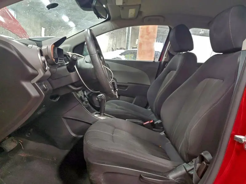 2015 CHEVROLET SONIC LT  