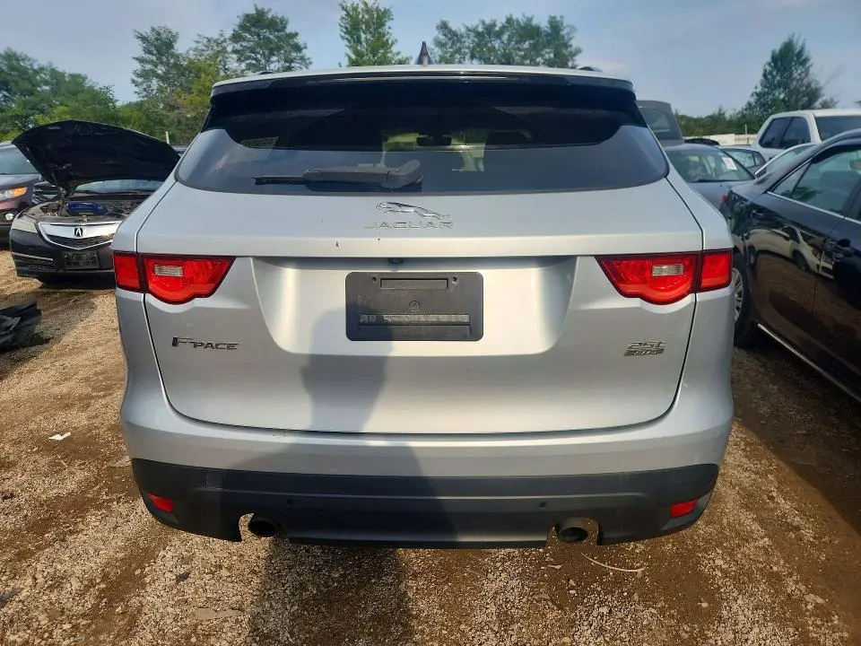 2020 JAGUAR F-PACE PREMIUM  