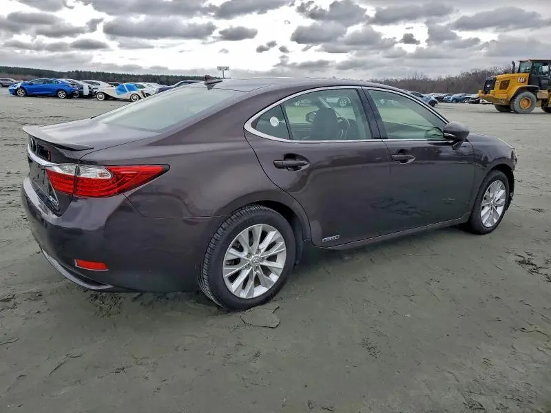 2013 LEXUS ES 300H  