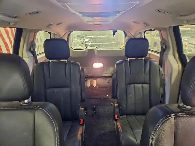 2012 CHRYSLER TOWN & COUNTRY TOURING  