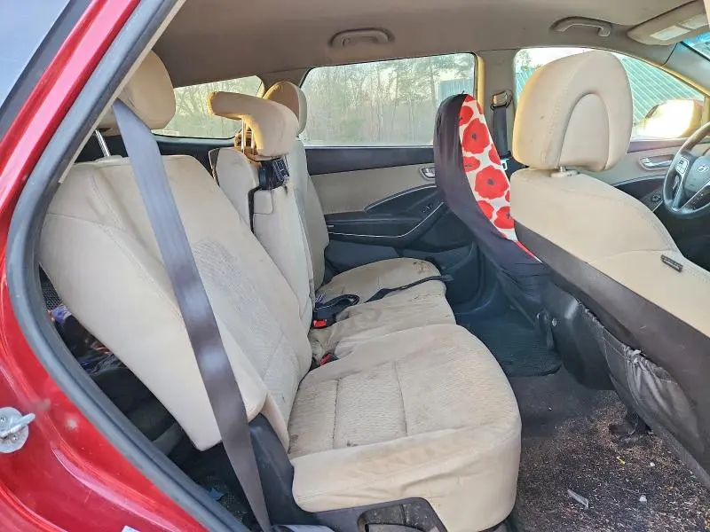 2016 HYUNDAI SANTA FE SE  