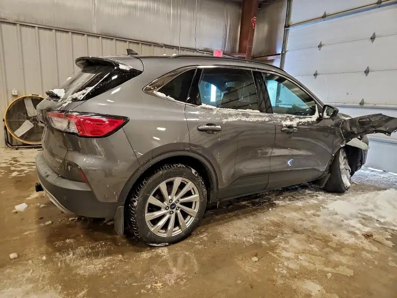 2021 FORD ESCAPE TITANIUM  