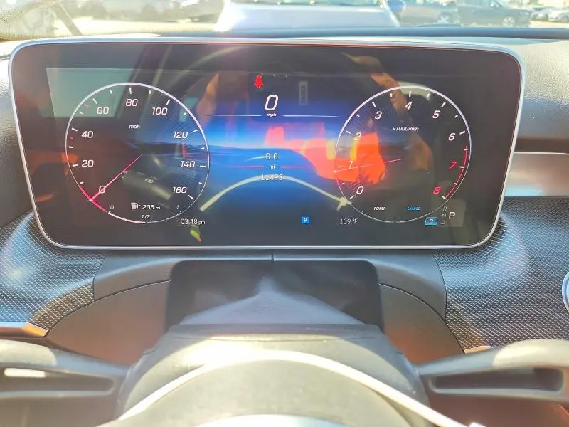 2025 MERCEDES-BENZ C 300  
