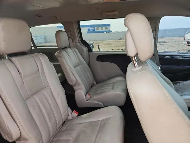 2013 CHRYSLER TOWN & COUNTRY TOURING  