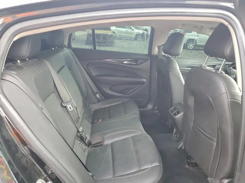 2018 BUICK REGAL ESSENCE  