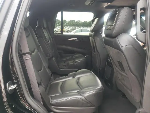 2017 CADILLAC ESCALADE PLATINUM  