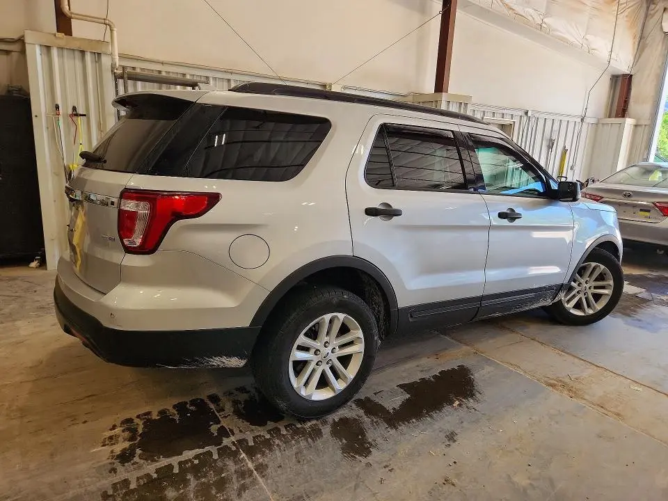 2016 FORD EXPLORER BASE  