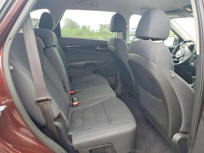 2018 KIA SORENTO LX  