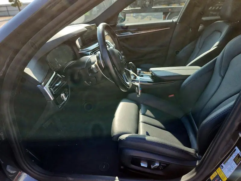 2020 BMW 530E   