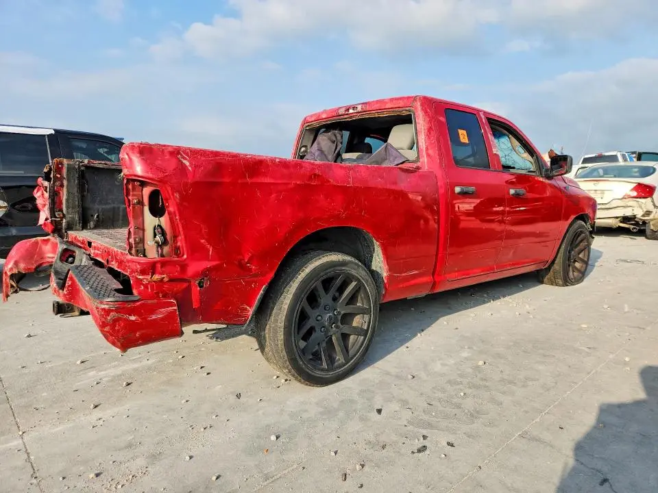 2013 RAM 1500 ST  