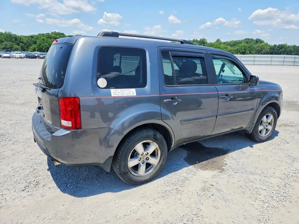 2011 HONDA PILOT EX  
