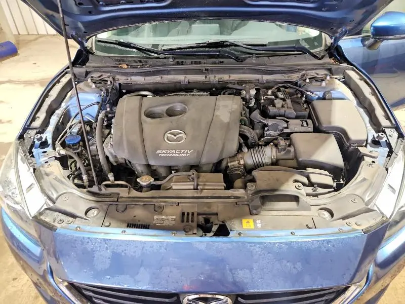 2018 MAZDA 3 TOURING  