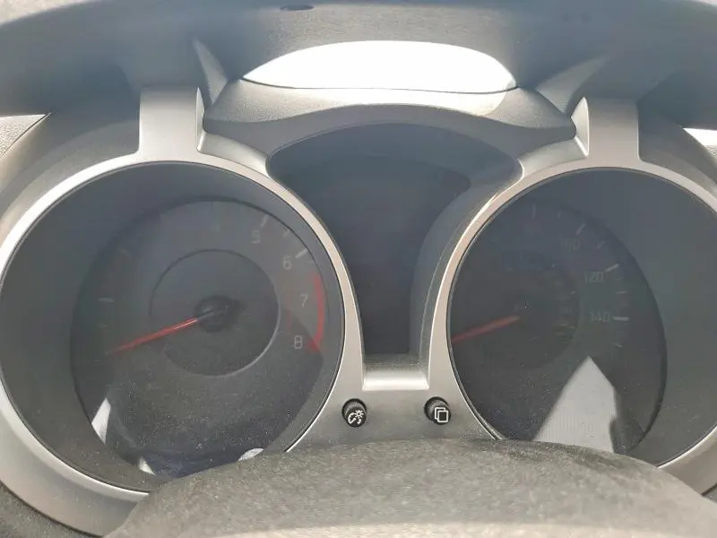 2013 NISSAN JUKE S  
