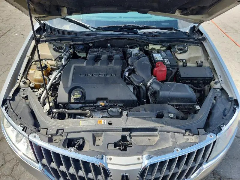 2010 LINCOLN MKZ   