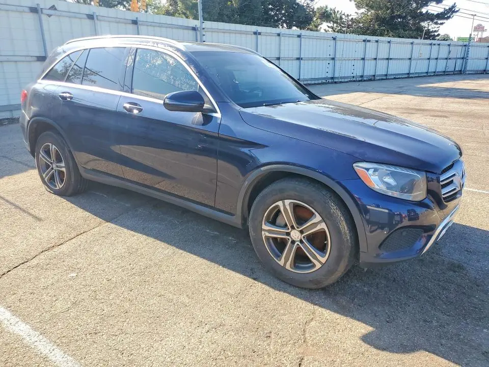 2017 MERCEDES-BENZ GLC 300 4MATIC  