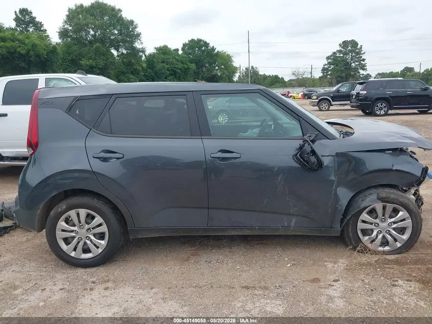2022 KIA SOUL LX