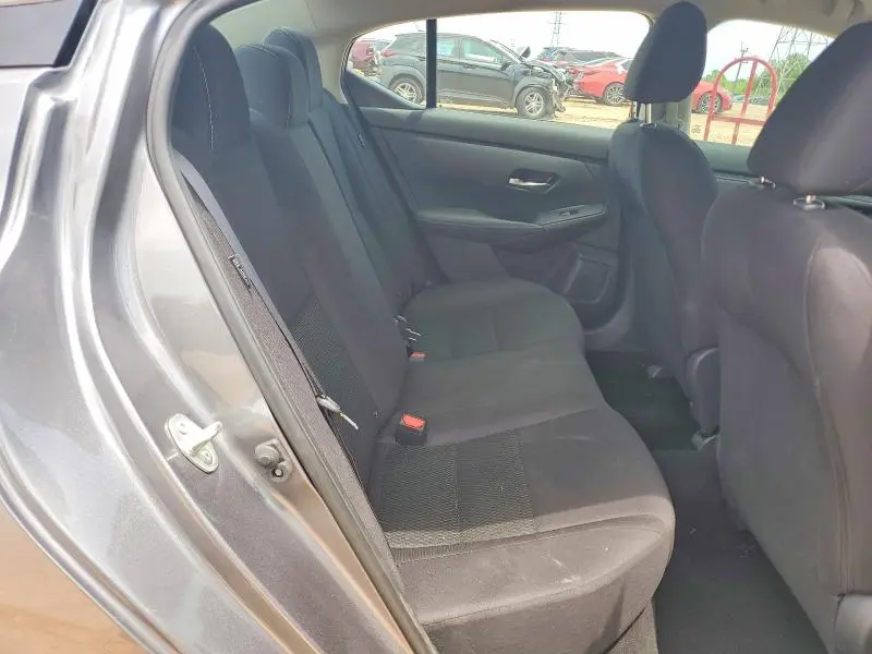 2022 NISSAN SENTRA S  