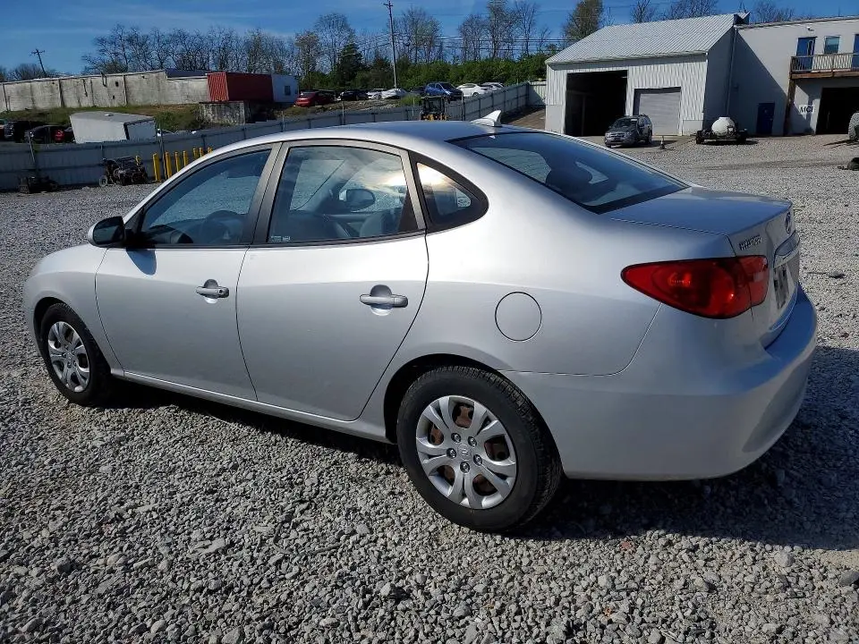 2010 HYUNDAI ELANTRA GLS  