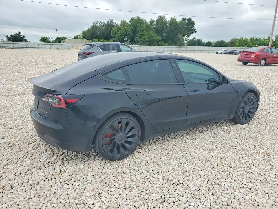 2022 TESLA MODEL 3   