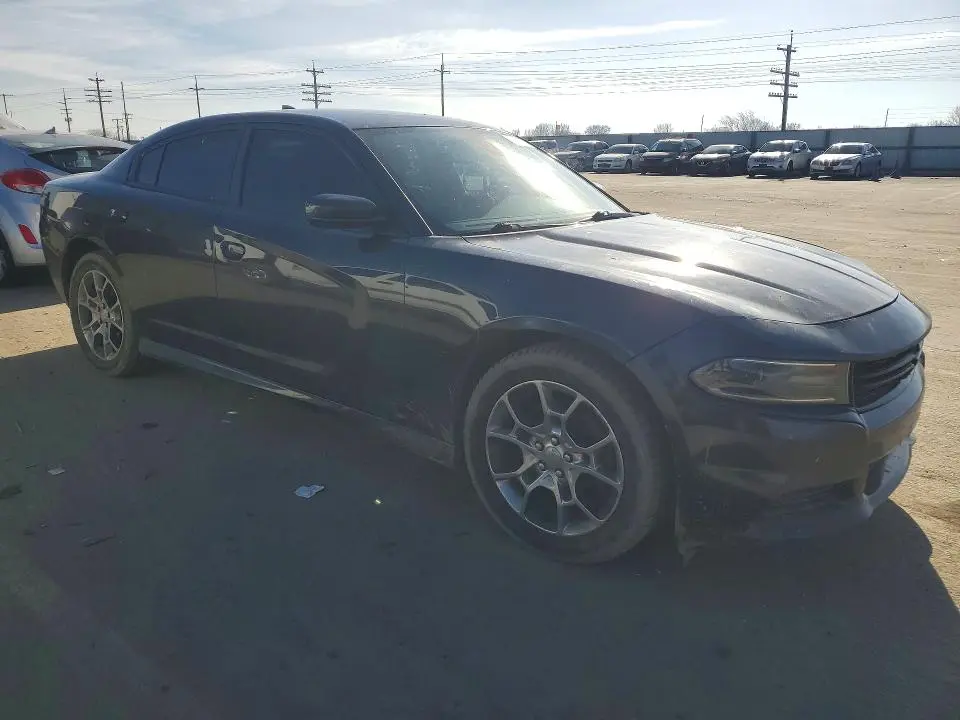 2016 DODGE CHARGER SXT  