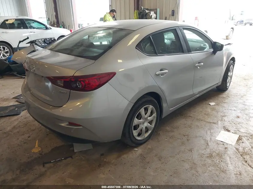 2017 MAZDA MAZDA3 SPORT