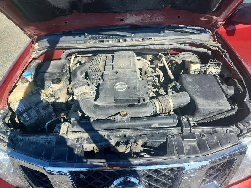 2015 NISSAN FRONTIER SV  