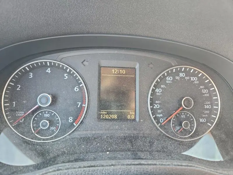 2012 VOLKSWAGEN PASSAT SE  