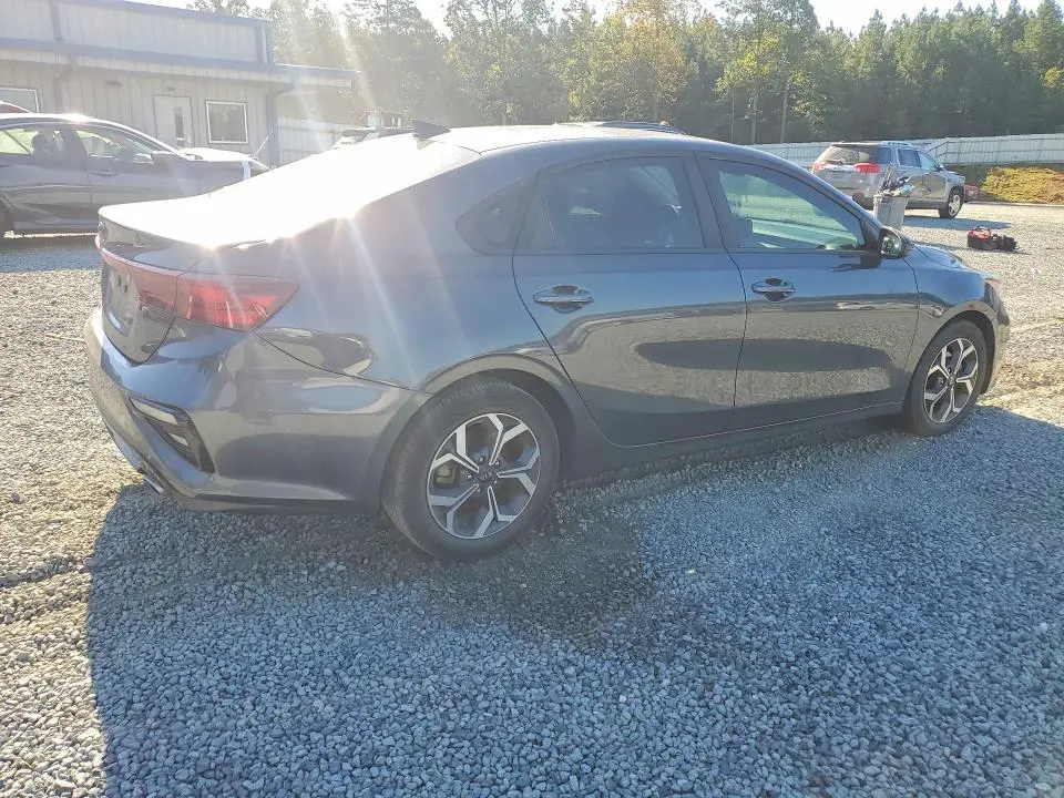 2019 KIA FORTE LXS  