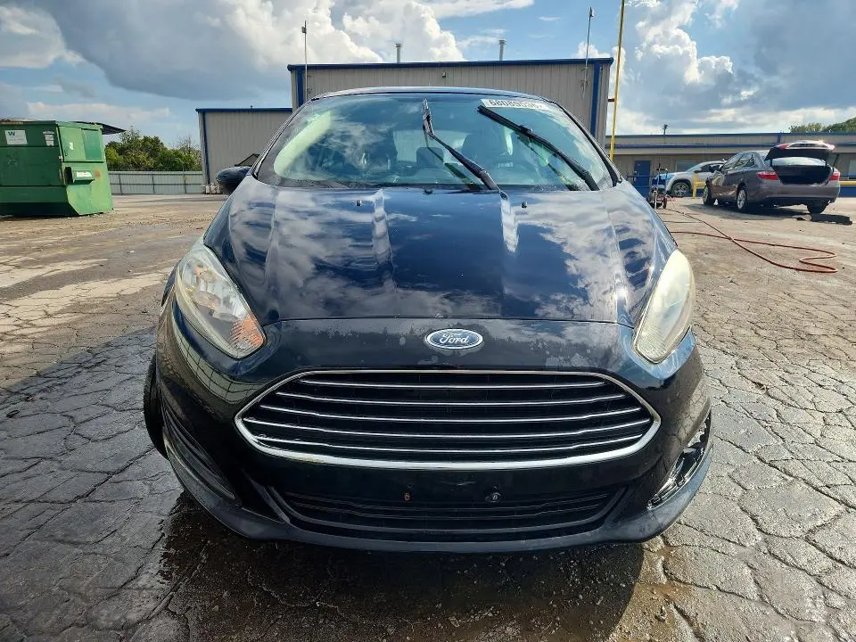 2017 FORD FIESTA SE  