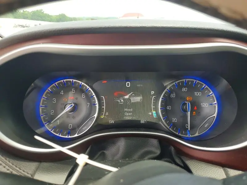 2017 CHRYSLER PACIFICA LIMITED  