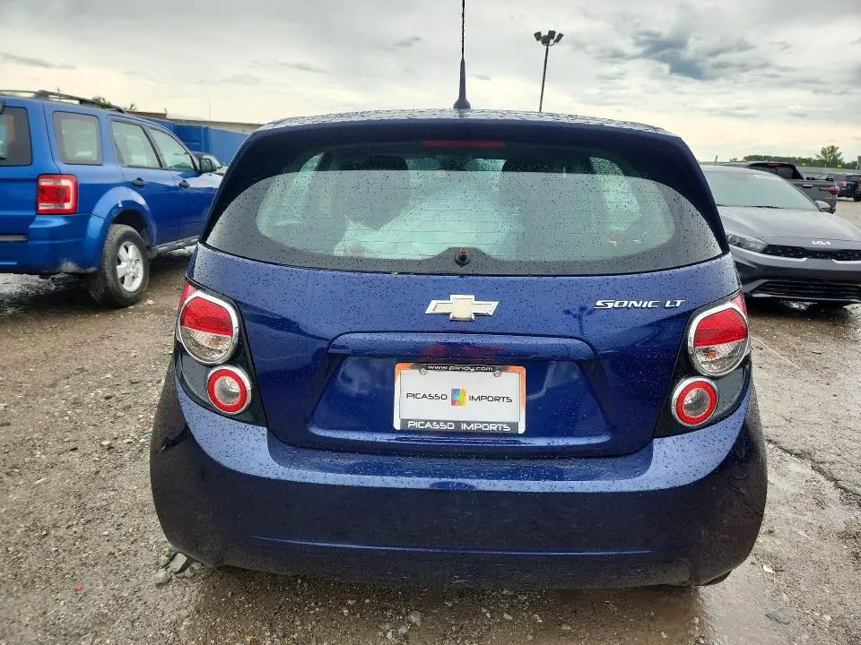 2012 CHEVROLET SONIC LT  