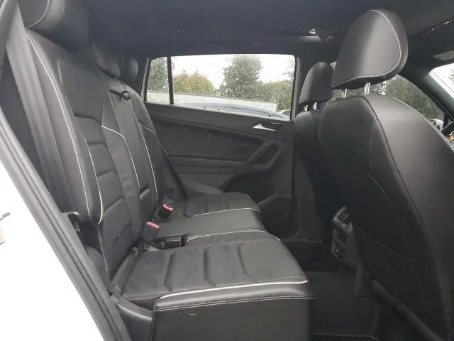 2022 VOLKSWAGEN TIGUAN SEL R-LINE  