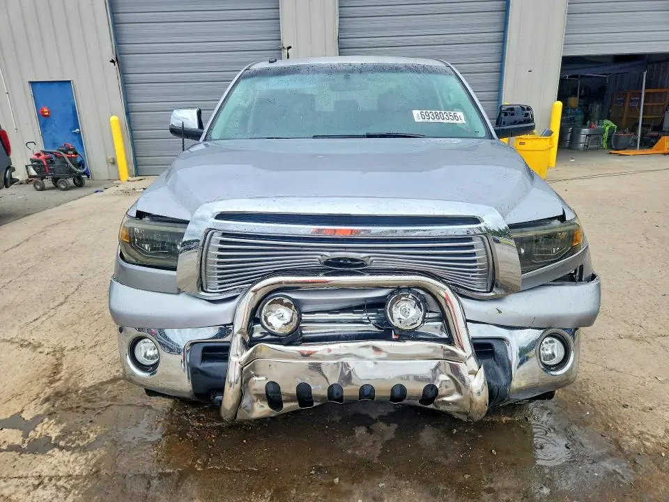 2010 TOYOTA TUNDRA CREWMAX LIMITED  
