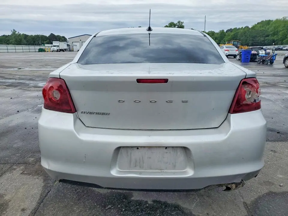 2012 DODGE AVENGER SE  