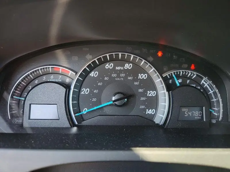 2014 TOYOTA CAMRY XLE  