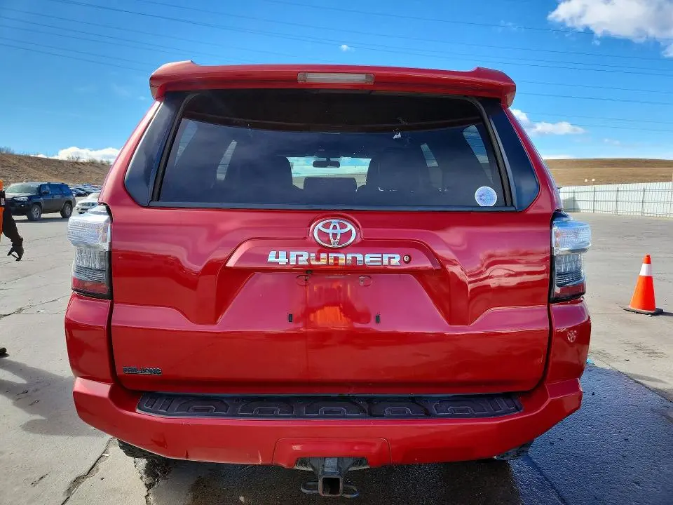 2016 TOYOTA 4RUNNER SR5  