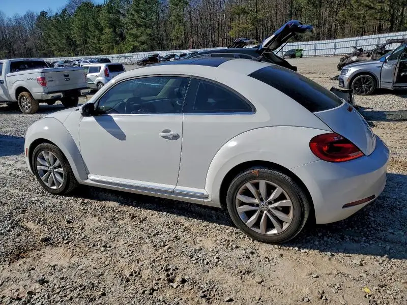 2013 VOLKSWAGEN BEETLE   