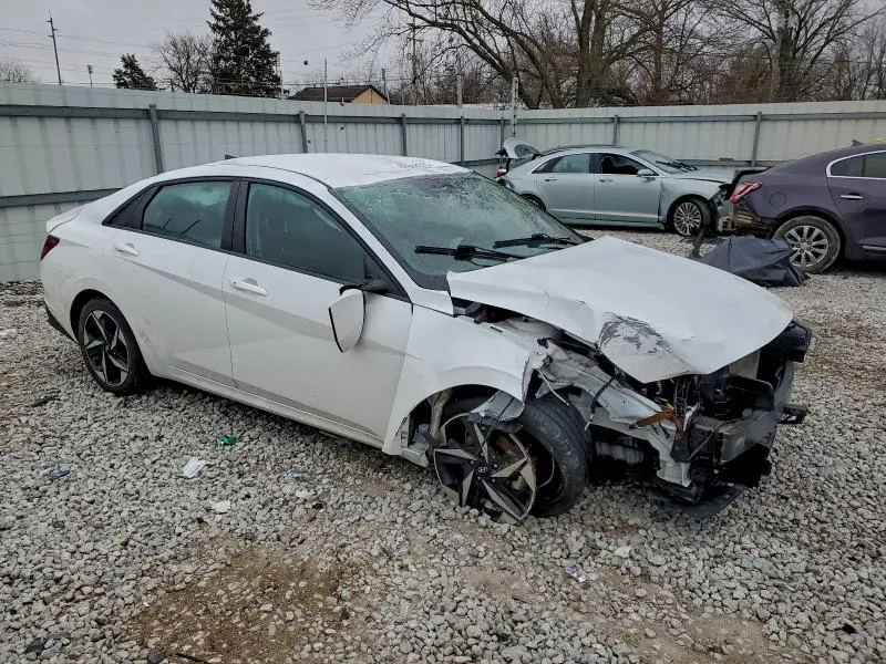 2023 HYUNDAI ELANTRA SEL  