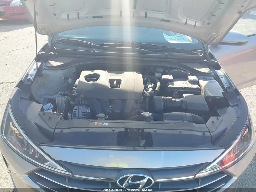 2020 HYUNDAI ELANTRA SE