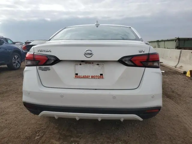 2020 NISSAN VERSA SV  