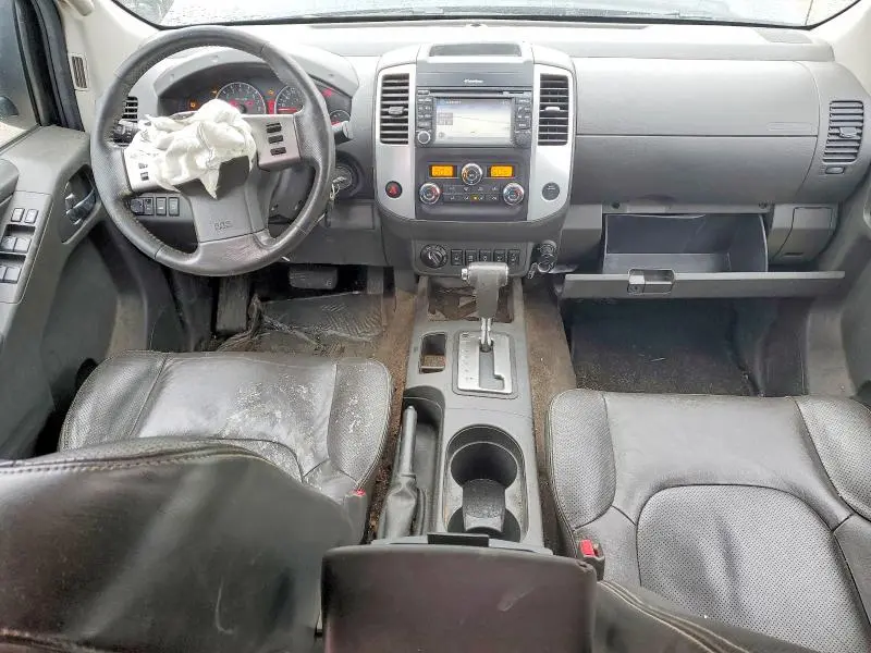 2015 NISSAN FRONTIER S  