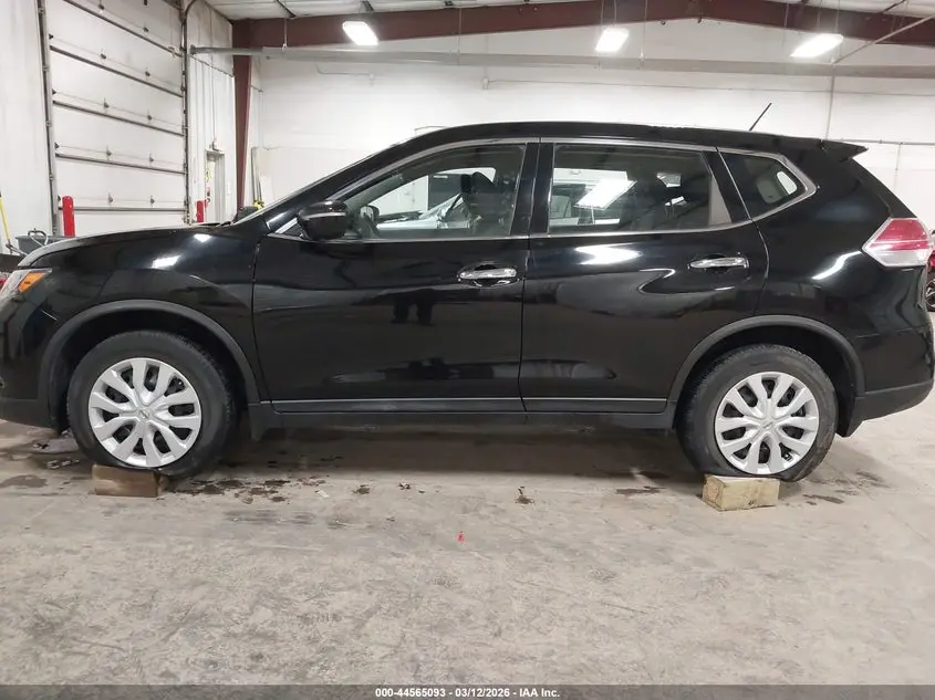 2015 NISSAN ROGUE S