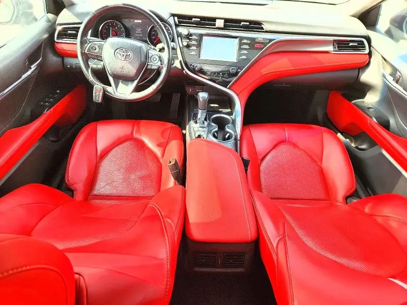 2018 TOYOTA CAMRY XSE  