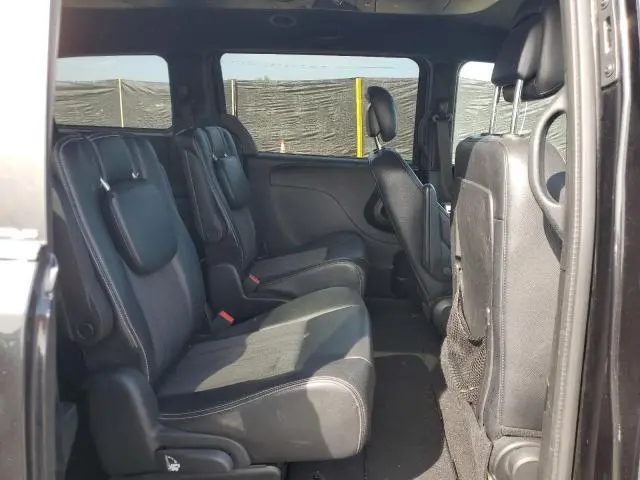 2014 CHRYSLER TOWN & COUNTRY S  